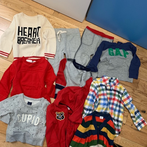 ❌❌ ❌❌SOLD ❌❌❌❌Baby Gap bundle of clothing. - Picture 3 of 3